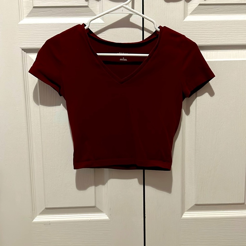burgundy tight crop top